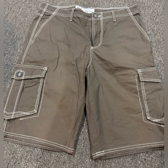 BKE Buckle Men’s Reece brown Cargo ripstop Short 32 - Picture 1 of 4
